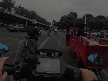 4k价位电摩,小牛有什么车型推荐?#小牛电动 #小牛电动车 #电摩 #电动车推荐 #电动车