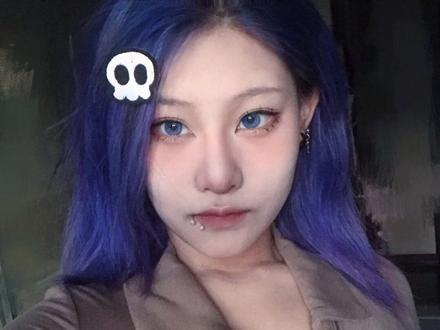 #染发 #斑蓝 #染发推荐 之前染的发色,很爱,就来分享一下