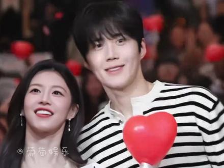 年纪大好啊,年纪大会疼人 怎么你们韩国也盛产耙耳朵吗?#金宣虎 #高允真 #爱情怎么翻译 #韩剧