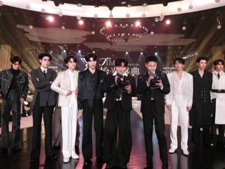 lx一周年爷青 #喜悦x#喜悦tt #喜悦w小飞