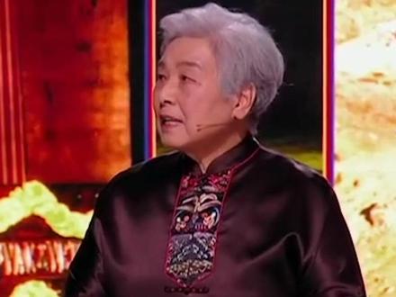 次旺俊美夫妇为西藏同心并力,倾其所有于那片土地:我俩共同的愿望就是把西藏的教育搞好。致敬!