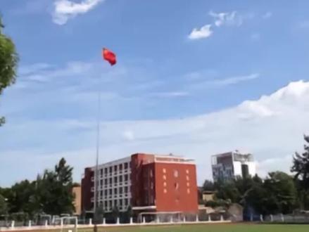 模仿了一下d@很菜的鼠鼠总(邪恶水蜜桃)