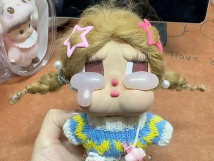 哭娃换头记 历经5个小时终于改头成功 手真的很不容易#哭娃 #泡泡玛特盲盒 #全速起航 #换头术 #crybaby