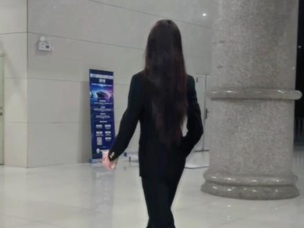处理点商务~ #变装 #七彩阳光开始变装 #预备节 #西装