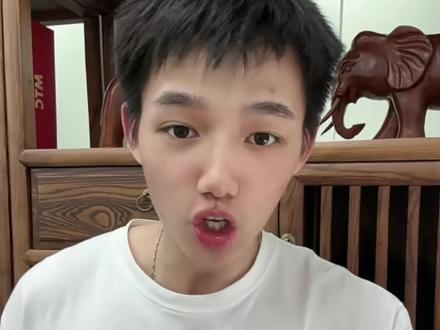 格力三匹柜机空调怎么选?是选云佳pro还是云锦三代?一个视频给你分享清清楚楚,从性价比跟实用性出发!
#格力云佳pro #格力空调 #柜机空调 #618好物节 #上热门