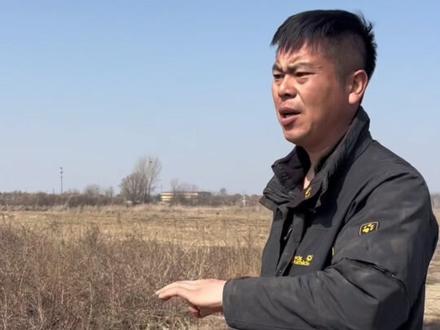 1:粉蝶缺点涨势慢!建议两棵隔一米远种植更容易成花墙!2:粉蝶不耐阴.要栽在4小时以上光照的地方才会花量更大!除以上两点就没有缺点了!抗病性强!抗寒嘎嘎的!#藤本月季 #粉蝶 #耐寒花卉 #东北养花 @DOU+上热门