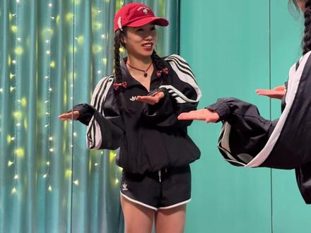 简单版!脚鸭子不打结!零基础一学就会!冲!#零基础学舞蹈 #张奕然进行曲 #分解教学 #热门 #卡点