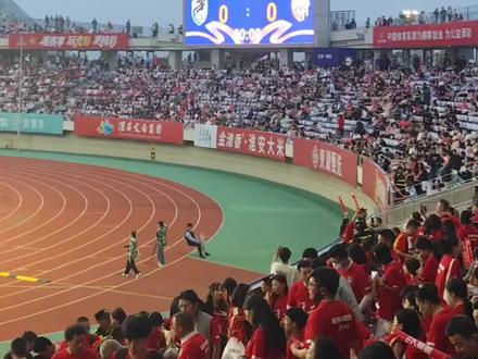 苏超
淮安VS盐城
0:1
网友:果真是苏南赚分苏北花