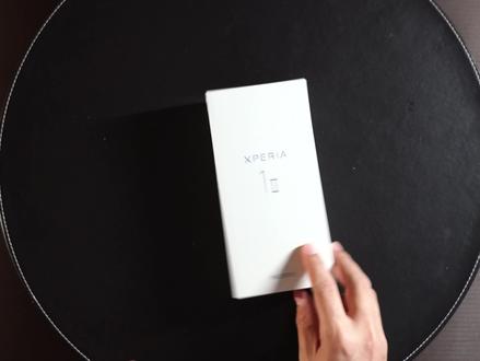 索尼 Xperia 1 II 体验:限定配色青山绿长这样!