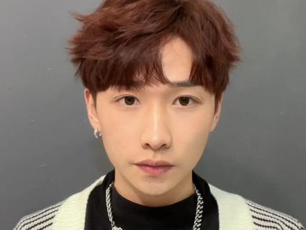 韩式四六分外翻纹理,喜欢的兄弟们快冲#男士造型 #男生发型打理技巧 #夹板造型