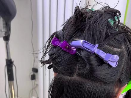 外层次沙宣修剪➕发尾走向烫发#女生发型 #美发技术分享