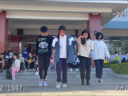 #街舞社 #上才艺 街舞社真是个个都厉害啊👍 建一小伙伴们快快来加入吧@DOU+小助手