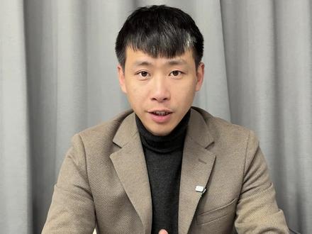 油价上涨的26年,哪款MPV商务车更省油? #mpv商务车 #说车聊车 #商务车