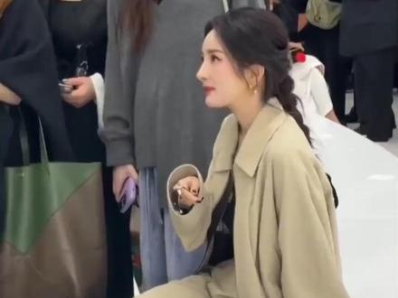 杨幂同款麻花辫慢动作教程#发型 #编发教程 #麻花辫