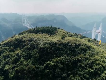 矮寨特大悬索桥——中国最美公路之一