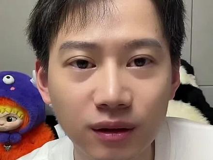 周雨聊女团决赛#国乒女团vs日本
三单大概率还是上蒯曼,但是明天第三场对桥本不好打
早田希娜对我们的威胁不大 张本美和威胁大
桥本和曼昱打下风 和莎莎打更下风
莎莎打削球特别好,本身正手好
大概率桥本放三单给我们压力很大
蒯曼性格很沉着 赢球 输球都那样
#伦敦世乒赛
