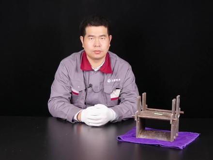 水泥混凝土立方体劈裂抗拉强度试验,混凝土试件从中间劈开状态 #水泥 #水泥混凝土 #试验检测 #劈裂抗拉强度