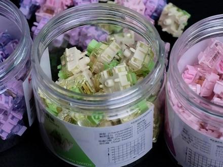 一个视频了解珂芝的三种轴体!告别选择困难症!樱粉、紫丁与柠檬#机械键盘 #客制化键盘