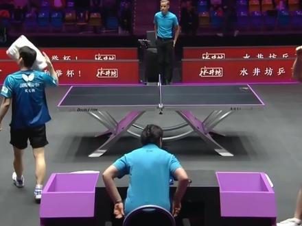张本智和向观众跪地磕头!韩国一哥输球却会心一笑,二人深情拥抱 #张本智和 #张禹珍 #乒乓球