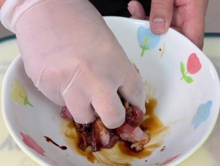 好吃不过家常菜 芹菜炒肉在家怎么做才能清脆入味好吃下饭呢