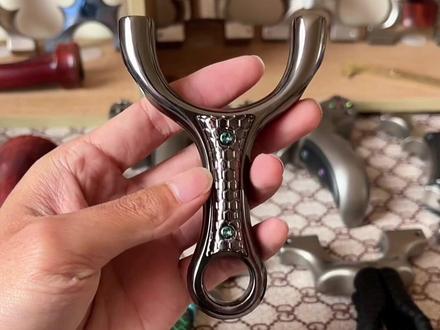 弹弓顶卡 #玩具 #弹珠 #手工 玩户外还得顶卡材质好玩的放心,携带方便