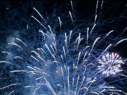 终于知道这种烟花富士蓝怎么调了 好好看啊!#调色 #滤镜调色