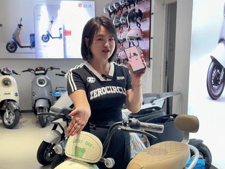 雅迪DG6全新上市,超长续航,手机APP智能操作,专属女神座驾#同城热门 #雅迪冠能2023全新上市 #七夕礼物