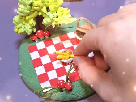 兔兔要提着小篮子去野餐啦~