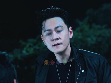 钢铁森林:男警为女友卧底犯罪团伙五年,女友却已成他人妻! #钢铁森林 #蔡文静 #秦俊杰 #了不起的精讲团