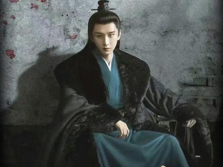 年底最硬核的复仇爽剧#长安二十四计 炸裂来袭,#成毅 的演技直线飙升,这回他不再舞枪弄棒,而是跟一种老戏骨玩起了权谋!#成毅君子报仇片甲不留 #谢淮安