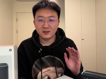 全屋智能第一期,基础设备搭建和入网
1️⃣设置好不会改动的wifi名称和密码,因为一旦接入设备后再去修改名称和密码就会导致设备掉线,然后把wifi的双频合一关掉,智能设备连接2.4g频率,手机电脑电视连接5g频率的网络
2️⃣添加房间,下载登录好米家后,点击右上角选择房间管理,根据家里的实际布局,把相应的区域添加进去,可以拖动调整顺序,把常用的空间拖拽上去,未来使用起来更方便
3️⃣接入中枢网关,网关插上电源,点击右上角加号,搜索中枢网关,长按网关上的重置键,等到指示灯闪烁黄灯再松开,然后米家里点击设备已重置,再进行设置,插了网线就选有线连接
4️⃣接入小爱音箱,长按小爱音响顶部的禁麦键,听到提示音后再松手,然后按照米家上弹出的教程依次操作,如果小爱音响这个空间有电视或者投影,我们还要额外点击添加遥控器,选择家里的电视品牌,跟着步骤一步步操作
5️⃣第五接入只能开关,搜索开关的品牌,再选择对应的开关型号,就会出现详细的教程,大家按照教程去接入,开关接入成功后就可以在手机上控制开关了,接入普通灯具的一定要把开关按键改成灯具的名字,
但是我们现在手机使用开关并不方便,需要先点开关,再去点击控制灯具,这里我们需要设置一下,开关页面点击右上角,往下拉动,有一个在首页展示3个按键的选项,我们打开他,这样米家首页就会显示3个按键,操作更方便
然后我们可以在按键设置里更换图标,把每个按键改成对应的图标,改完后就会好分辩很多!
6️⃣接入智能灯具,直接批量接入就可以,按照房间分配好,重中之重来了,智能灯具连接的开关,我们不能起灯具的名称,智能灯具对应的开关要转无线开关,然后设置一条开关和灯具的自动化
7️⃣接入智能窗帘,搜索窗帘电机的品牌型号,按照接入页面的提示进行接入,接入成功后我们要完整的开关一次窗帘,测试一下,如果出现窗帘无法完整打开或者闭合,在窗帘页面里选择清除行程就可以解决,要是发现窗帘的开合方向是反的,在设置里点击开合方向调整就可以了
8️⃣将中央空调vrf控制器接入,同样是搜索接入,接入后我们通过手机开关空调,查看哪个空调开了,然后把空调放入对应的房间#全屋智能 #米家#教程来了 #智能家居#装修避坑