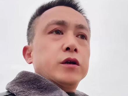 听说了吗小短腿挖了三千公里的隧道 #小短腿 #隧道 #正能量 #田间地头走一走