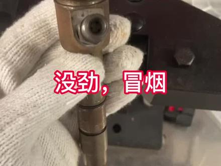 ##柴油电喷 #卡车维修 #电喷车 喷油器油量不均匀会导致,冒烟,突突,没劲等等故障现象