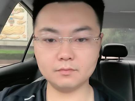 #干货分享 #负债 #金融常识
民生银行信用卡怎么一年内提到十五万?