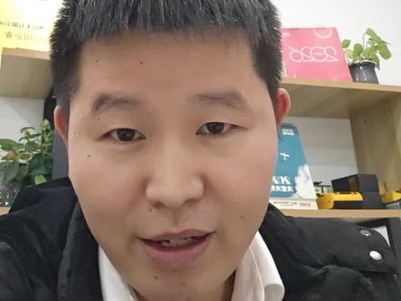 林北和董宇辉,是当下老百姓最喜欢看的类型,越看越喜欢,越喜欢越看#荒野求生 #七星山荒野求生 #董宇辉