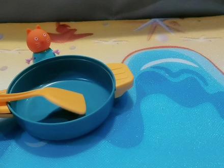 小猪佩奇:佩奇和小伙伴们一起炒菜吃! #宝宝玩具 #益智玩具