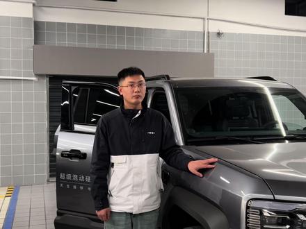 方程豹豹5能不能当床车?出去玩的时候能在里面睡吗? #方程豹 #方程豹豹5 #方程豹汽车 #比亚迪 #成都方程豹锦江中心