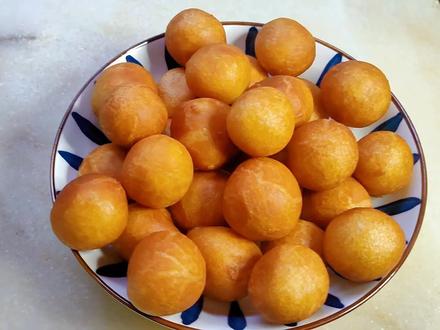 广东传统美食:油糍碌碌,金银满屋,做法超简单,香甜软糯,好吃#地方特色美食 #炸年货 #我的抖音生活日记 #抖音美食推荐官 #纯手工制作美食