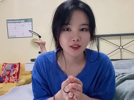 他在现实前面放弃了她,多年后他后悔了。父母不让娶的你就没娶,后来大概率会后悔。#婚姻