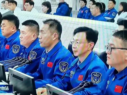 祝贺神舟二十二号飞船发射成功!(电视录影)