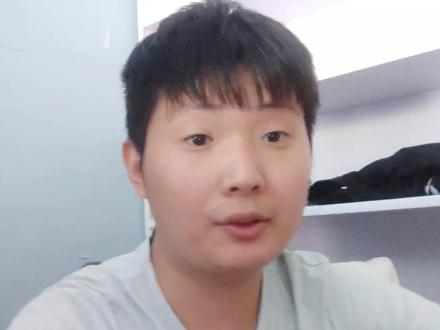 关于你们用dp线显示器不断的闪黑屏,这个问题大部分都是你们线的问题。#组装机 #组装电脑 #电脑