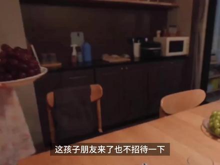 怎样避开Seedance2.0的人脸禁制呢? 怎样避开Seedance2.0的人脸禁制呢?一个小妙招教你另辟蹊径。#ai视频处理工具 #即梦ai #上热搜