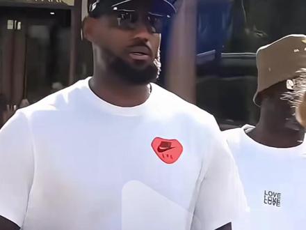 詹姆斯拒绝放弃霸王条款!并且同意离开湖人,佩林卡做法太过分#湖人 #詹姆斯