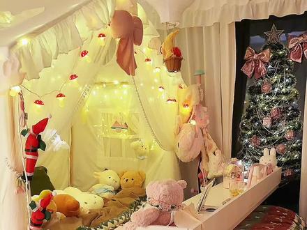 圣诞快乐哈, 拆拆花知晓的圣诞礼盒#圣诞礼物 #卧室 #房间搭配 #roomtour