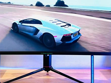 泰坦军团P40UG,或许它就是尝鲜带鱼屏的最佳选择!