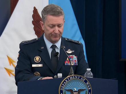 美军护航油轮过霍尔木兹海峡 白宫为何急否认 #原创视频 #全球创作者计划 #优质创作者扶持计划 #热点新闻事件 #十亿流量扶持计划