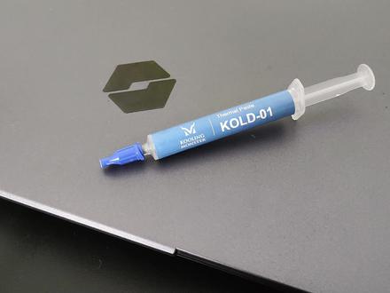 机械革命蛟龙16k 2023 清灰换硅脂拆机教程 此拆机教程以仔细与清晰易懂的角度拍摄给拆机小白,一起按步骤来提升电脑性能!关注我,告诉我你的笔电型号, 我来帮你让他重获新生。主页有笔记本电脑/台式机拆机教学、测评、知识分享的合集。关注我,告诉我们想要了解电脑性能提升的问题。
【酷寒怪兽Kooling Monster】
我们的愿景是让每个人都能有最舒适的电脑体验。我们希望在DIY电脑维修技能的普及下,让每个人都能以极低的成本实现电脑性能的大幅提升。
【声明】
该视频仅提供资讯分享,不会赔偿任何因操作所导致的损害
#机械革命蛟龙16K #导热硅脂 #清灰换硅脂 #拆机视频 #笔记本清灰