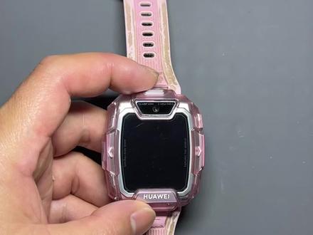 华为儿童手表5Pro重摔黑屏,更换屏幕完美修复#华为儿童手表#全国寄修#展宁数码寄快修