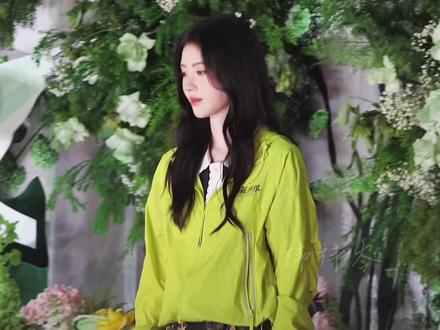 我们是不是很爱彼此呢🥹#鞠婧祎 #苏绿夏 #万花世界
看到最后!!