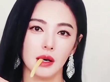 张雨绮699买不了一双袜子,这傲慢藏不住了
#张雨绮699买不了一双袜子 #张雨绮被春晚除名 #明星的傲慢 #内娱大瓜 #娱乐爆料 @DOU+小助手 @今日热点